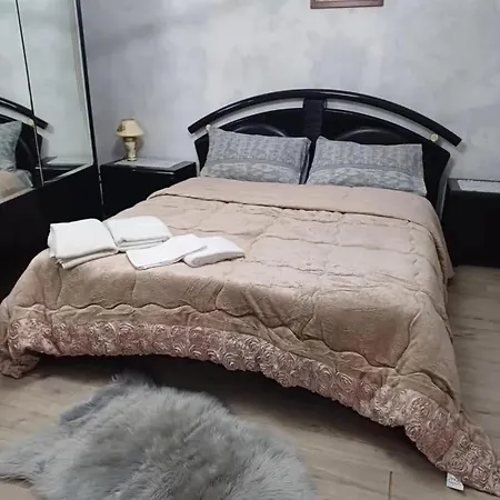 Oda ve Kahvaltı Imbriani *